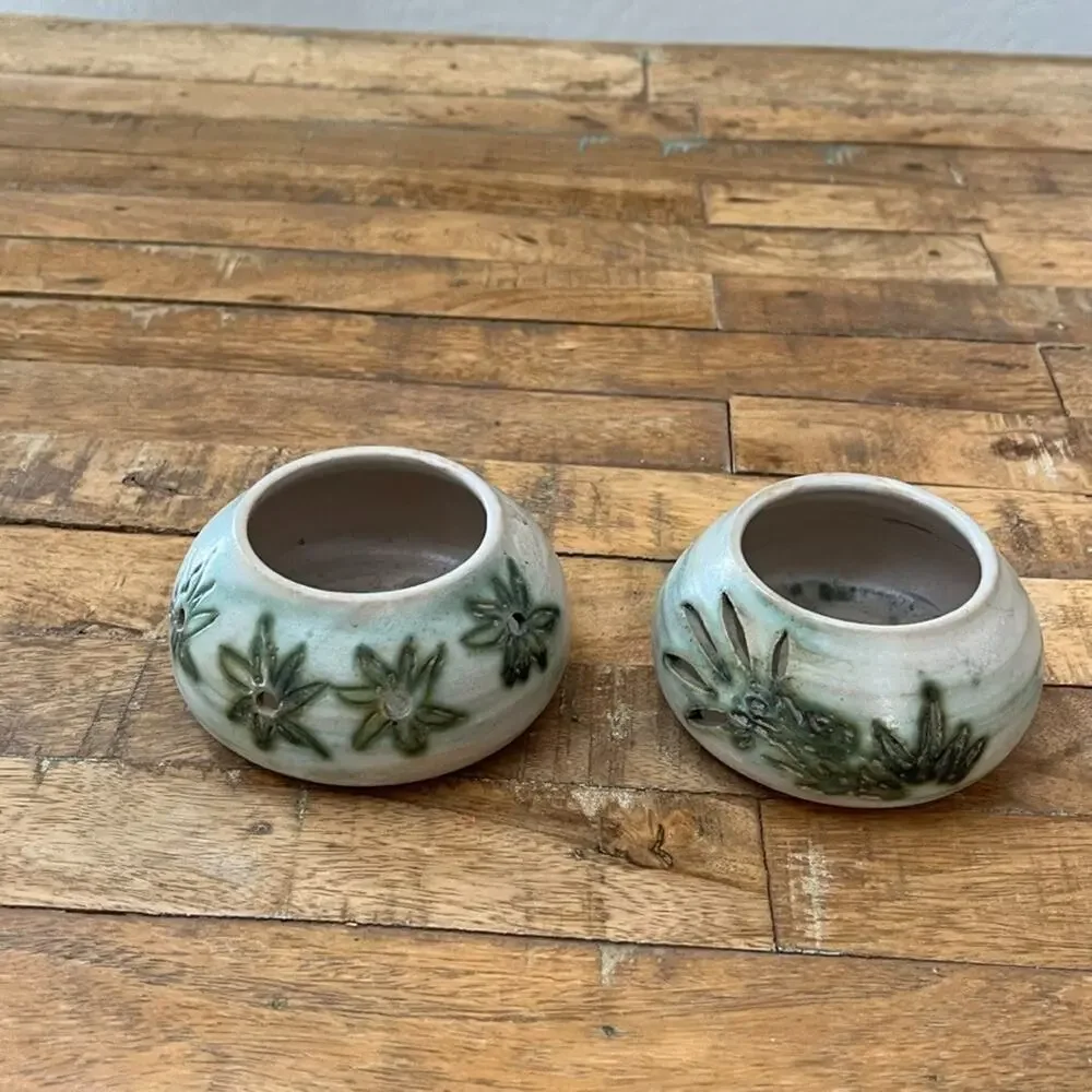 Malahide Pottery 2 in Tea Light Candle Holders (2) Leaf Design Cut Out Matte